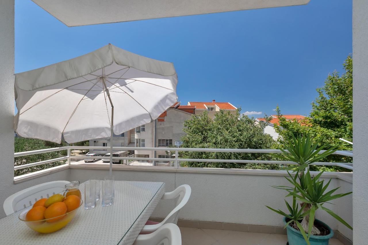 Apartments Marija Tučepi Buitenkant foto